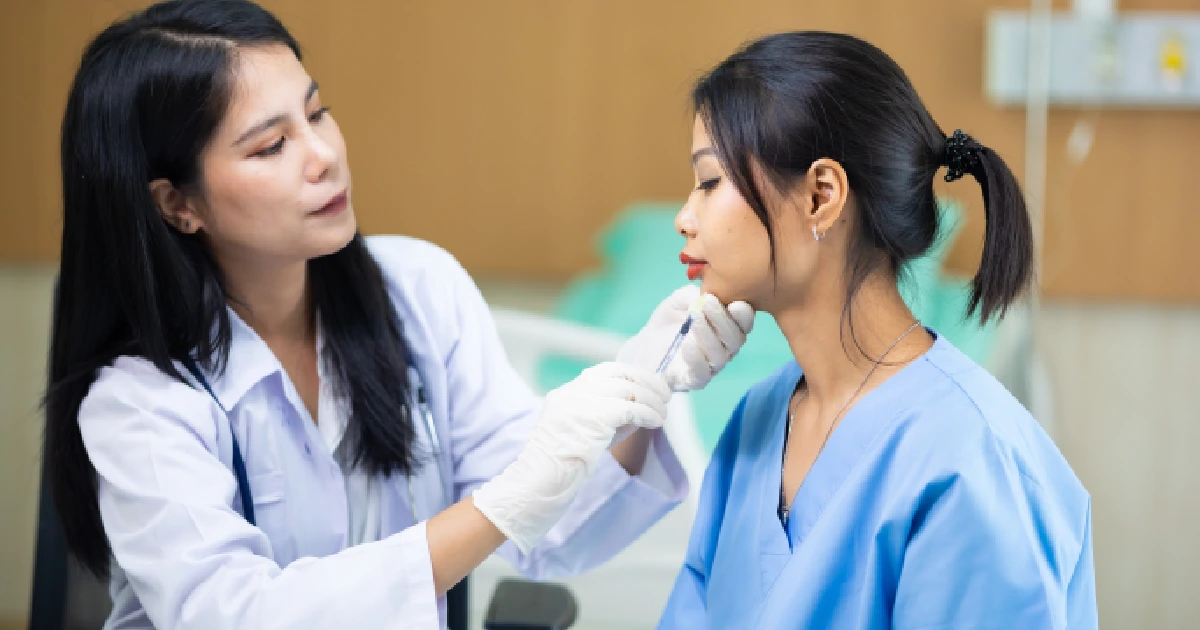Female Doctor preparing female patient for Plastic Surgery Practice in La Jolla, CA